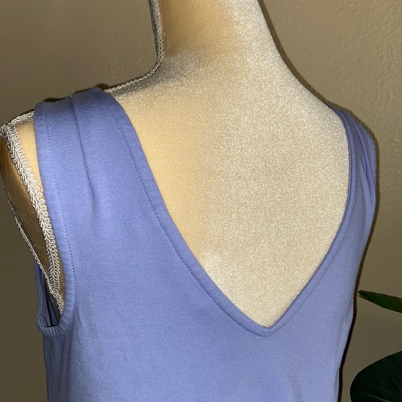 Tori Richard Honolulu Colorblock Sleeveless Double V Shift Dress - Picture 5 of 14